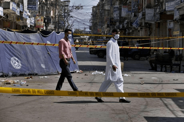Three consecutive explosions kill 4 people in Pakistan