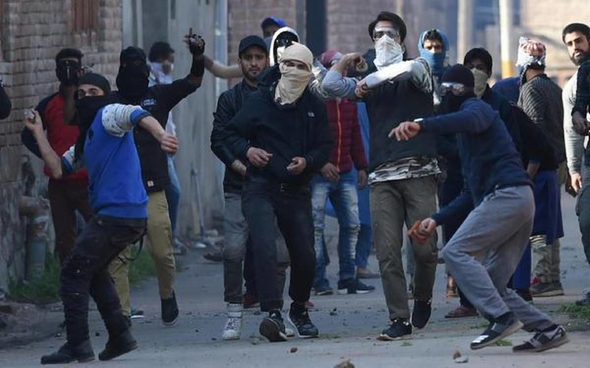 Article 370 abrogation: Kashmiri youths joining terrorist ranks drop by more than 40%