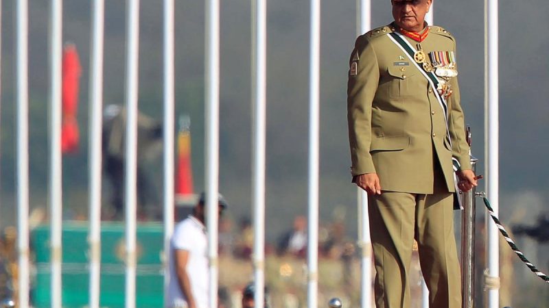 Pakistani army chief visits Saudi Arabia to revive ties strained over Kashmir