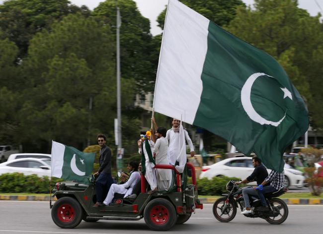 73 years have gone but Pakistan still struggling for independence: Pak journalist