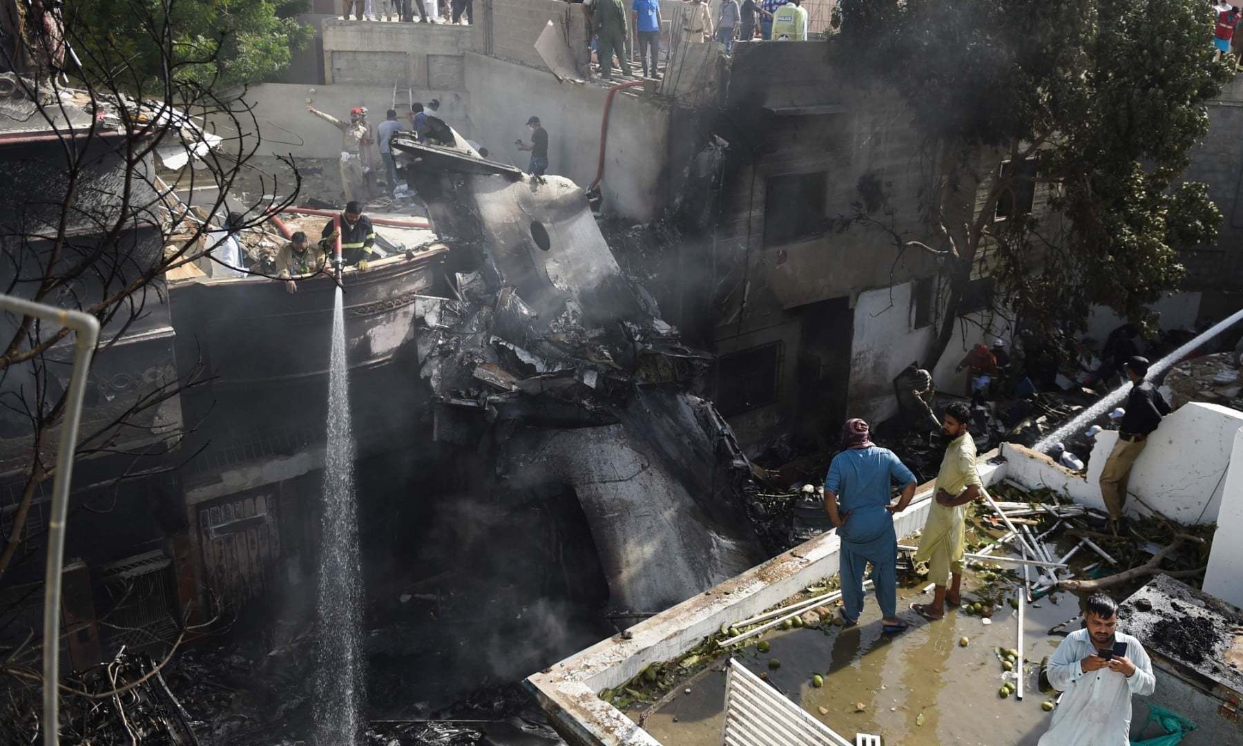 Pakistan assembly panel calls for investigation into Karachi plane crash