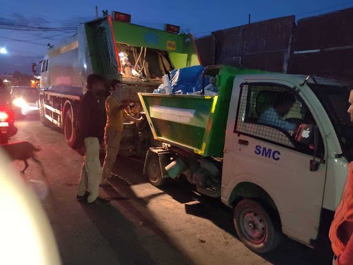 ##  After Swachh Survekshan results, SMC starts night sanitation in Srinagar ##