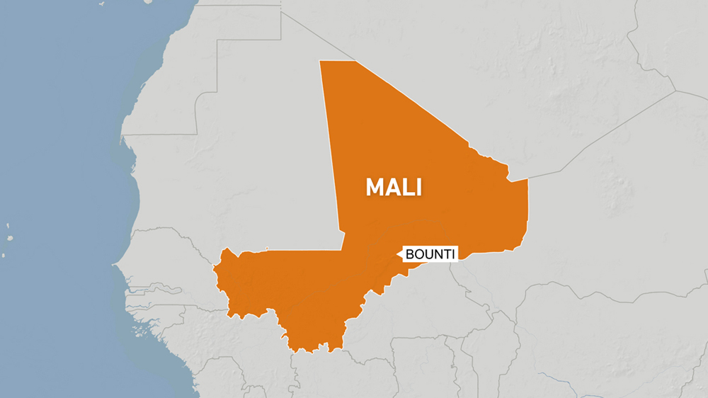 Witnesses say 20 killed in air strike in central Mali