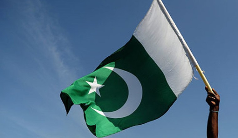 Pakistan foreign borrowing soars to USD 6.7 bn as debt mounts