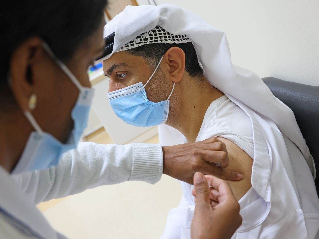 Pakistanis who got Chine’s vaccine jab has to quarantine in Saudi.