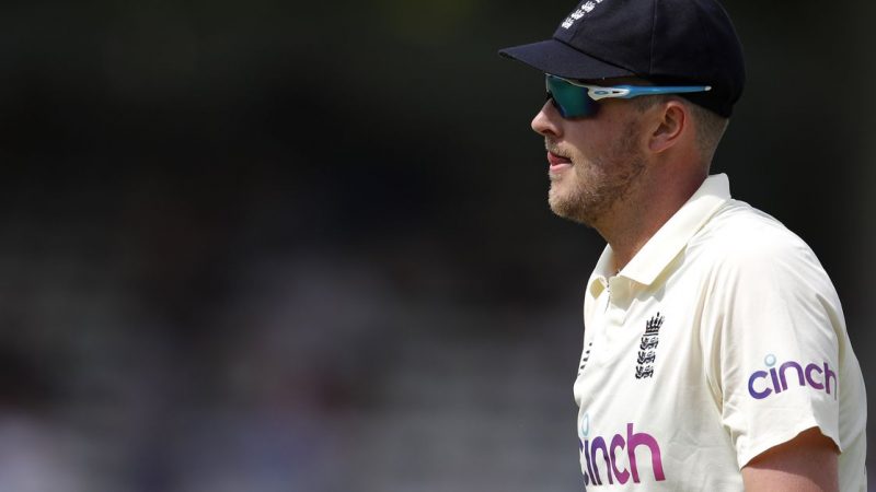 Robinson back in England squad for first two India tests