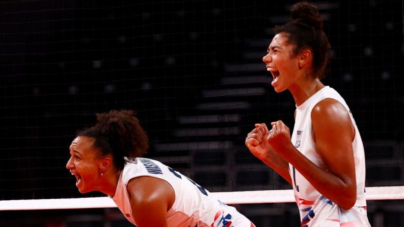 Volleyball-U.S. down China, world champions Serbia beat Japan