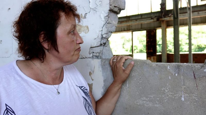 Survivors of Bosnia massacre grapple with horrors, deniers