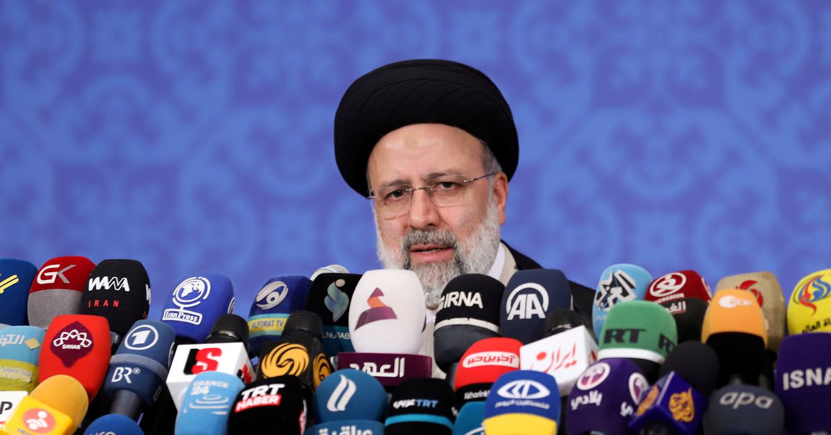 Hardline cleric Raisi sworn in as Iran president amid tensions with West