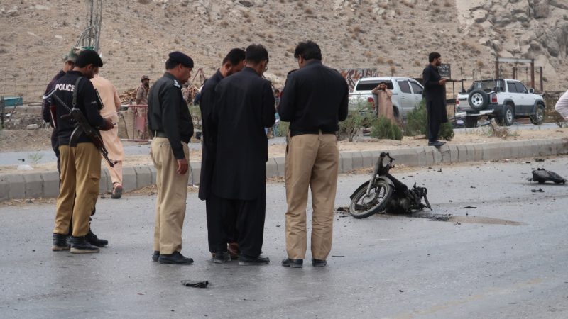 Several soldiers killed in southwestern Pakistan suicide bombing