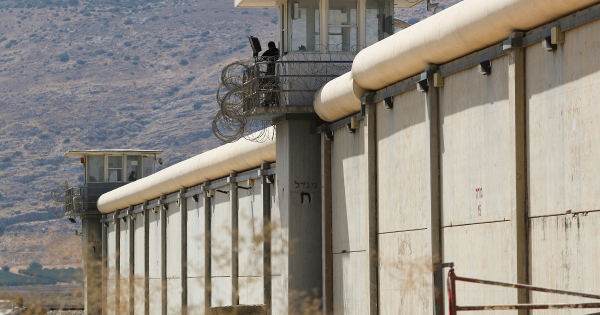 Tensions boil as Palestinian prisoners face collective punishment