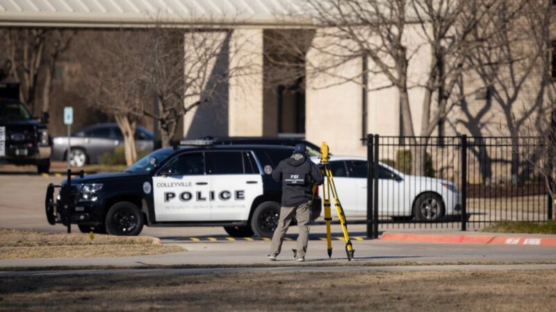 FBI agents stormed Texas synagogue as British hostage-taker became more ‘combative’, agency reveals