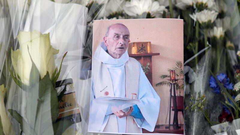 4 convicted in Islamic State killing of French priest