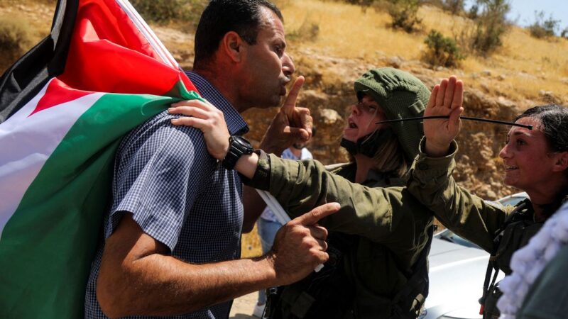 Israeli-Palestinian “flag war” brews as violence flares