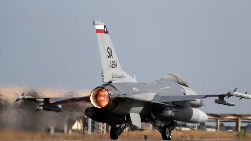 Top U.S. lawmaker objects to potential F-16 sale to Turkey