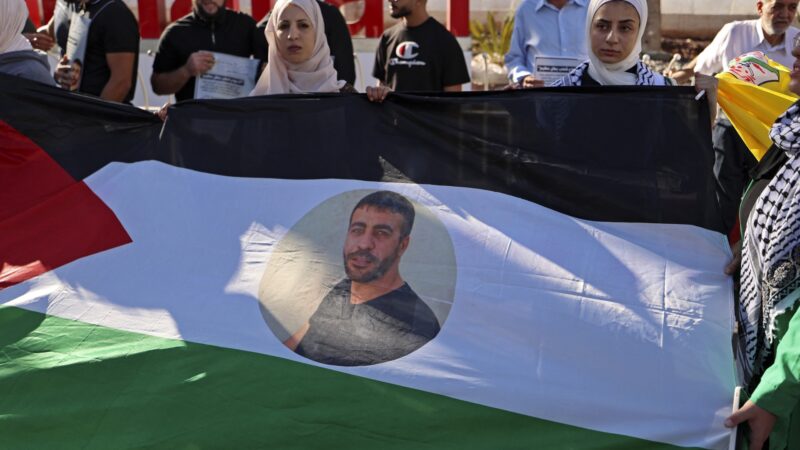 Palestinian prisoner diagnosed with cancer dies in Israel custody
