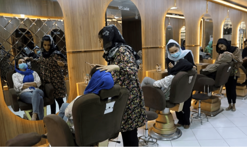 Taliban Ban on Beauty Salons Is Protested by Afghan Women