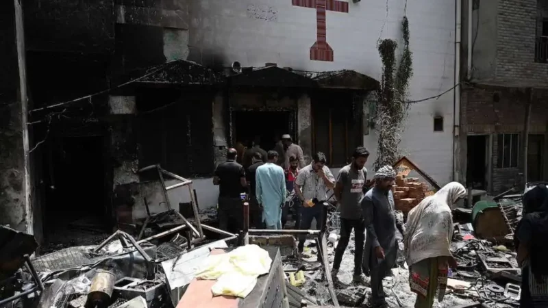 Un-islamic Burning Of Churches & Homes In Pakistan: Respecting Other Religions Is Mandatory In Islam
