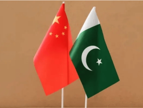 Pakistan is offered military assistance by China to combat terrorism.
