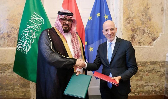 An agreement for economic cooperation is signed between Austria and Saudi Arabia.