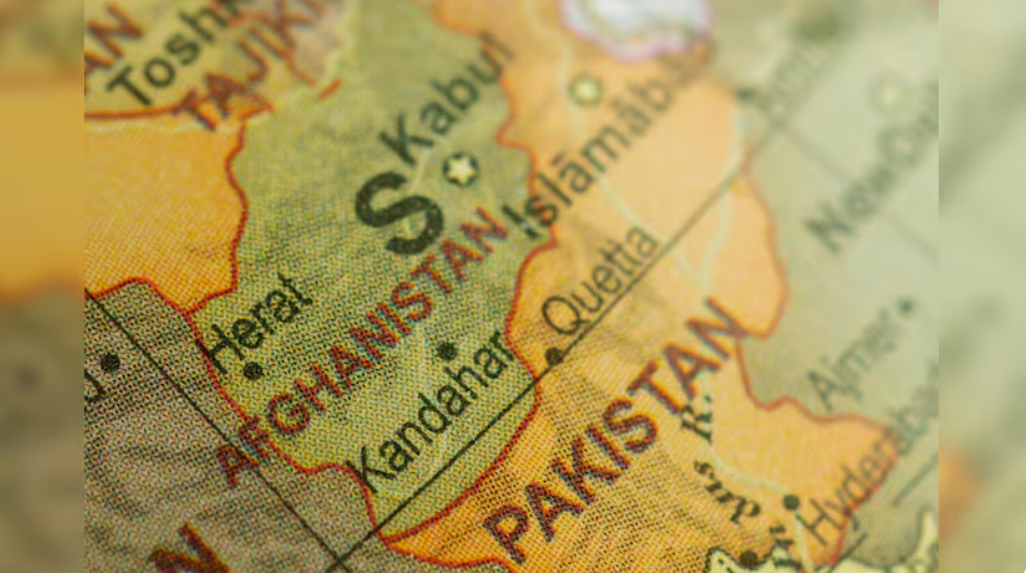 Afghan nationals are warned by Pakistan to depart by March 31 or risk deportation.