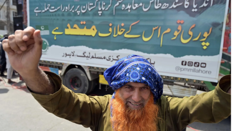 A tourist massacre in Kashmir ignites a confrontation between India and Pakistan and reignites war concerns.