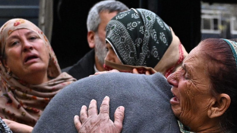 Scores killed and injured in suicide attack at Islamabad mosque